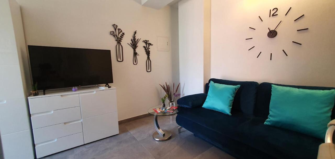 Juli No 2 Apartment โปเรช ภายนอก รูปภาพ